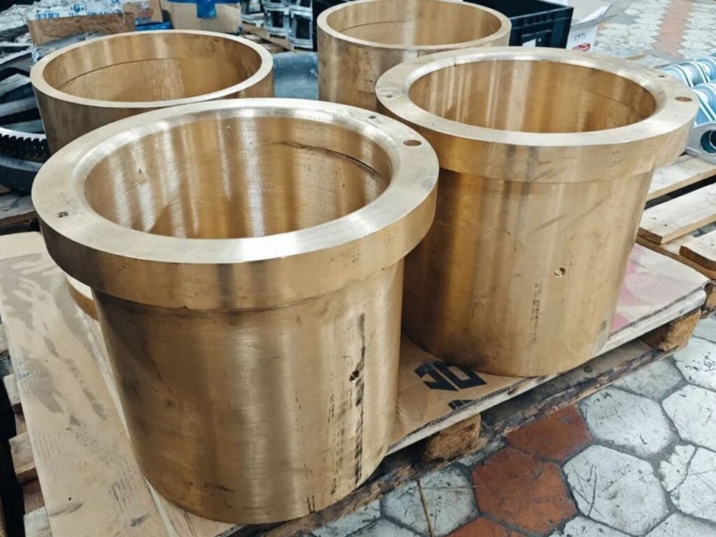 Крупногабаритные втулки из бронзы отливка с обработкой